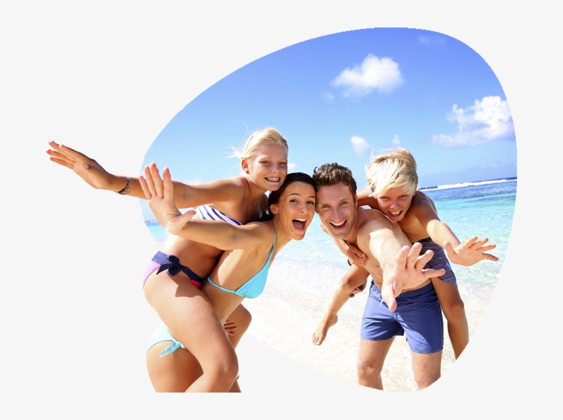 Kid Friendly Trips, Fun Family Vacation, Sporting Club - Family Having Fun At Beach, transparent png download