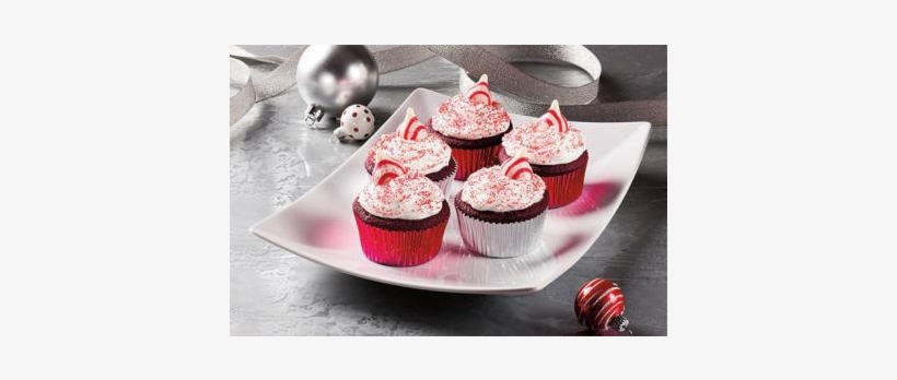 Santa Hat Topped Red Velvet Cupcakes Recipe - Hershey Kisses Cupcakes, transparent png download