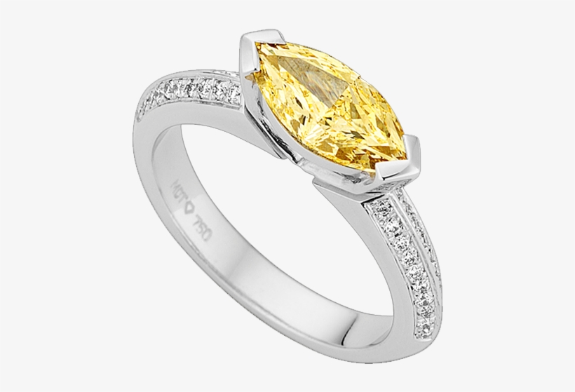 Australian Marquise Shaped Fancy Yellow Diamond Ring - Diamond Ring Argyle Champagne, transparent png download