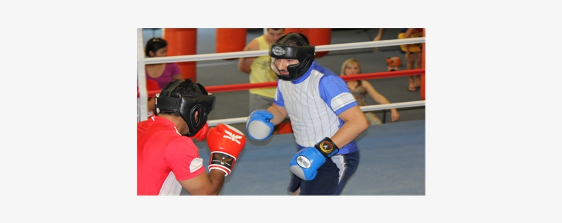Wires Connecting Vest To Transceiver Can Be Just Seen - Automated Boxing Scoring Systems, transparent png download