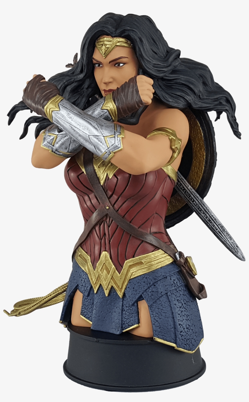 Of Actress Gal Gadot Standing Approximately 7″ Tall, - Wonder Woman Movie Statue, transparent png download