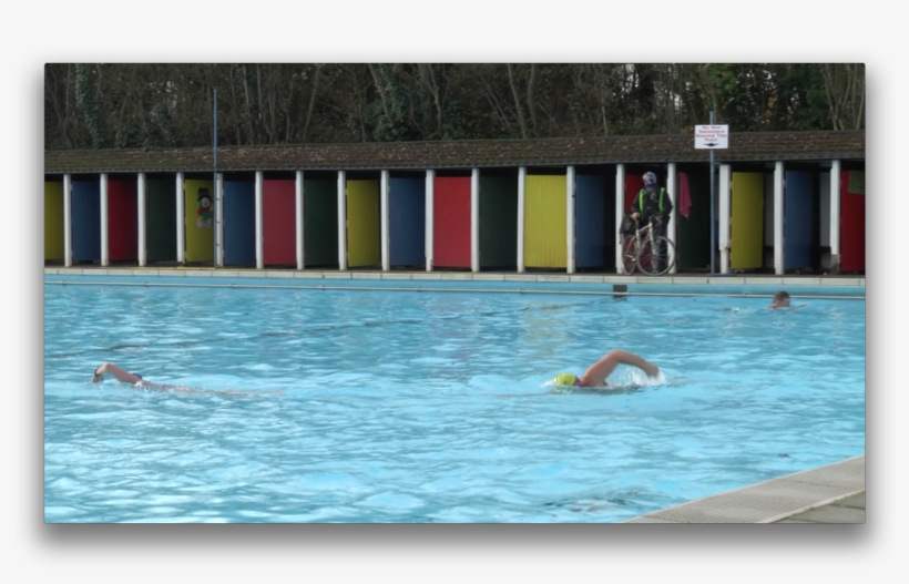 People Swimming In The Pool - Swimming Pool, transparent png download