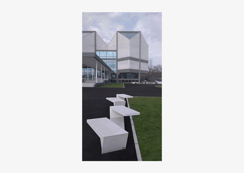 Banda Doblada De Hormigon Negro De Susanne Cierniak - Outdoor Table, transparent png download