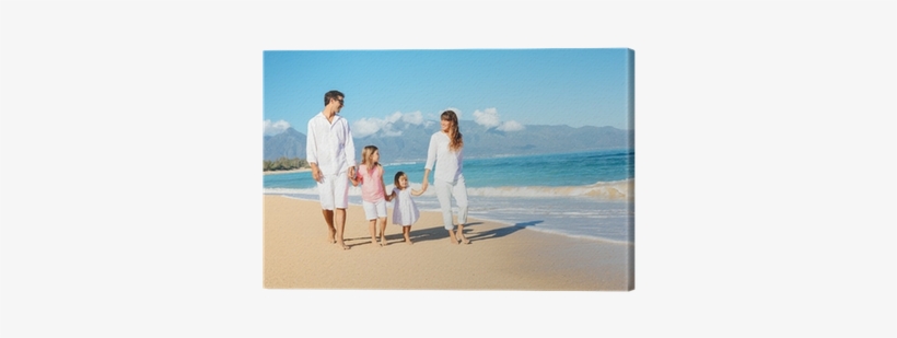 Familia Caminando En La Playa, transparent png download