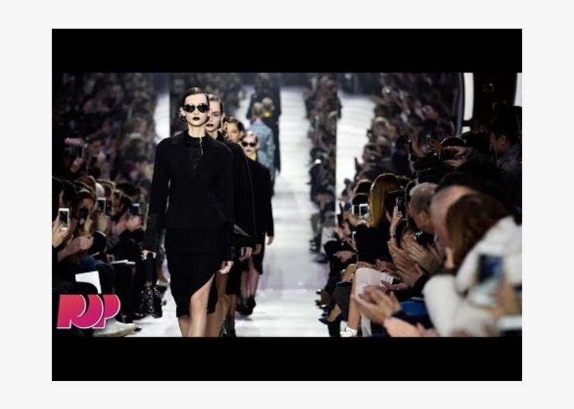 Runway Models Under This Size Are Banned From Fashion - Paris Fashion Week, transparent png download