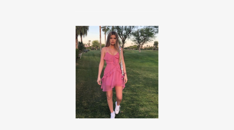 Looking For This Pink Dress Alissa Violet Wore - Alissa Violet Pink Dress, transparent png download