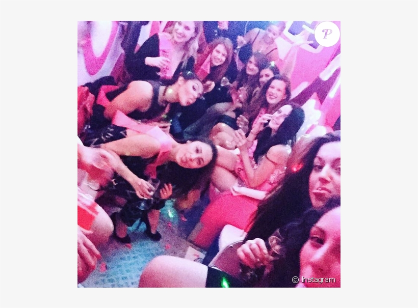 Kaya Scodelario Et Ses Copines Lors De Son Enterrement - Photography, transparent png download