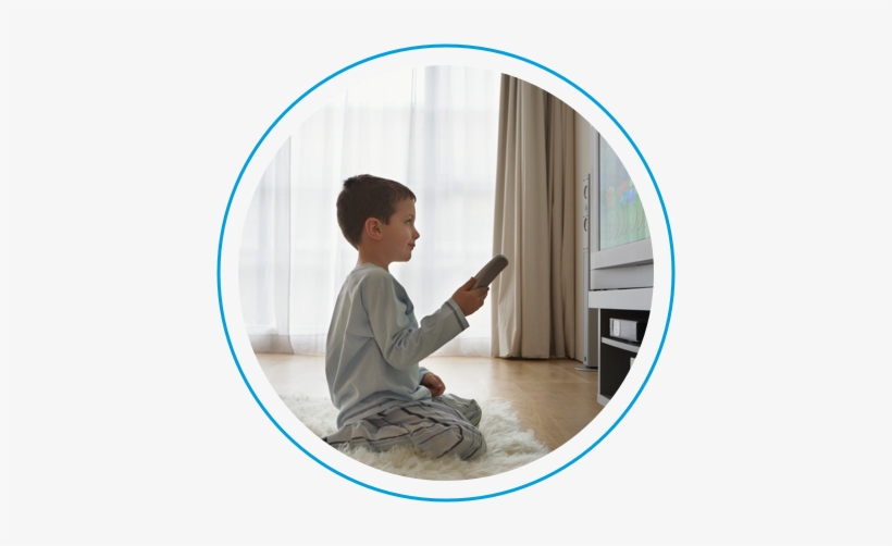 Directv Choice™ Package - Kid Watching Tv, transparent png download
