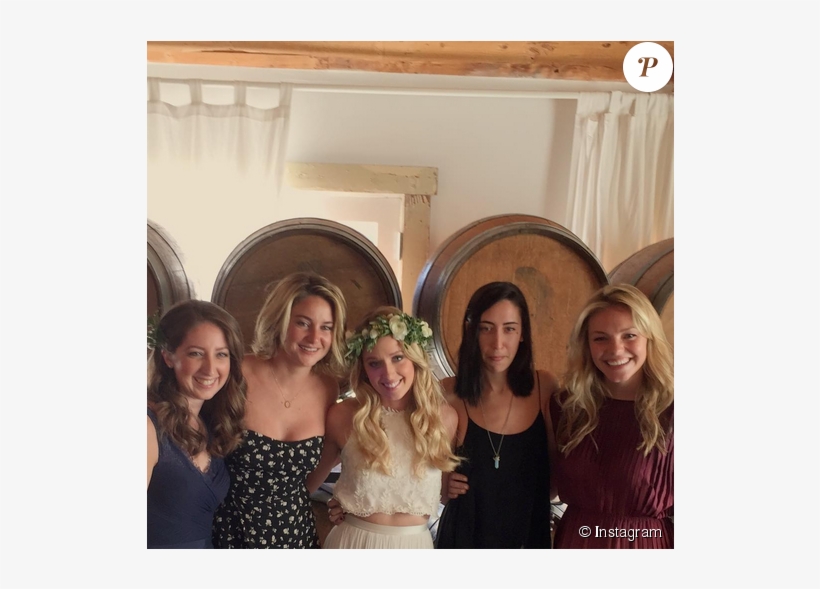 Megan Park Et Ses Copines Dont La Belle Shailene Woodley - Shailene Woodley And Megan Park, transparent png download