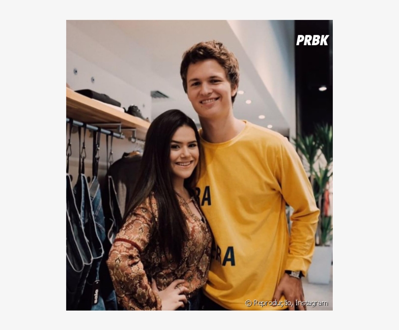 Maisa Silva Encontra Ansel Elgort Na Rua E Fãs Surtam - Ansel Elgort E Namorada, transparent png download