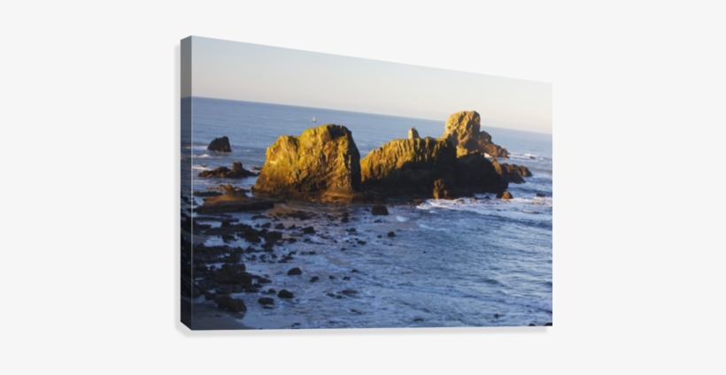 Sun Shining On The Rocks At Sunrise At Ecola State - Posterazzi Sun Shining On The Rocks At Sunrise At Ecola, transparent png download