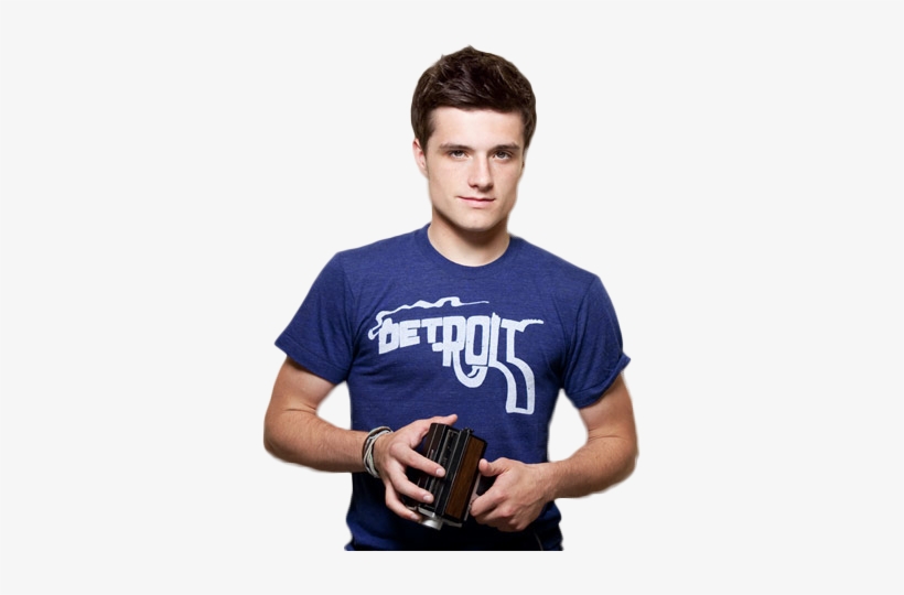Talking To Your Friends On The Internet Like - Josh Hutcherson At 18, transparent png download
