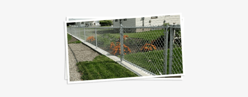 Residential Chain Link - Barbed Wire, transparent png download