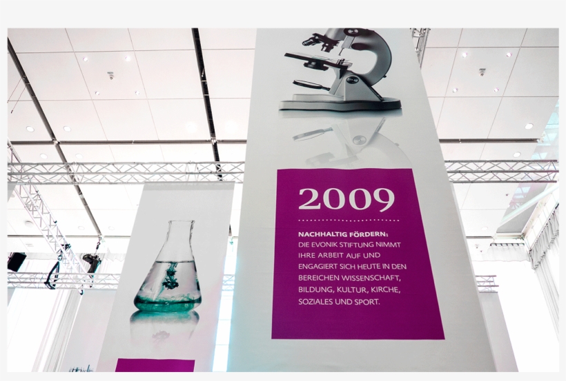 Was Hat Dieses Werbemittel Mit Einer Fledermaus Gemeinsam - Signage, transparent png download