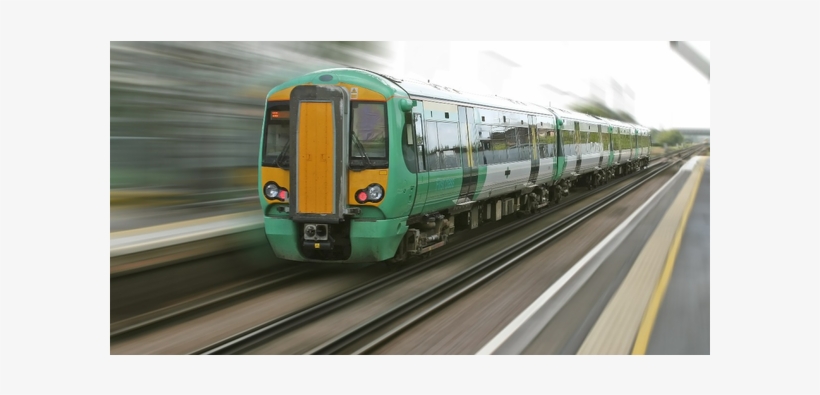 Southern Rail Train - Zug, Der Die Station Verlässt Mauspads, transparent png download