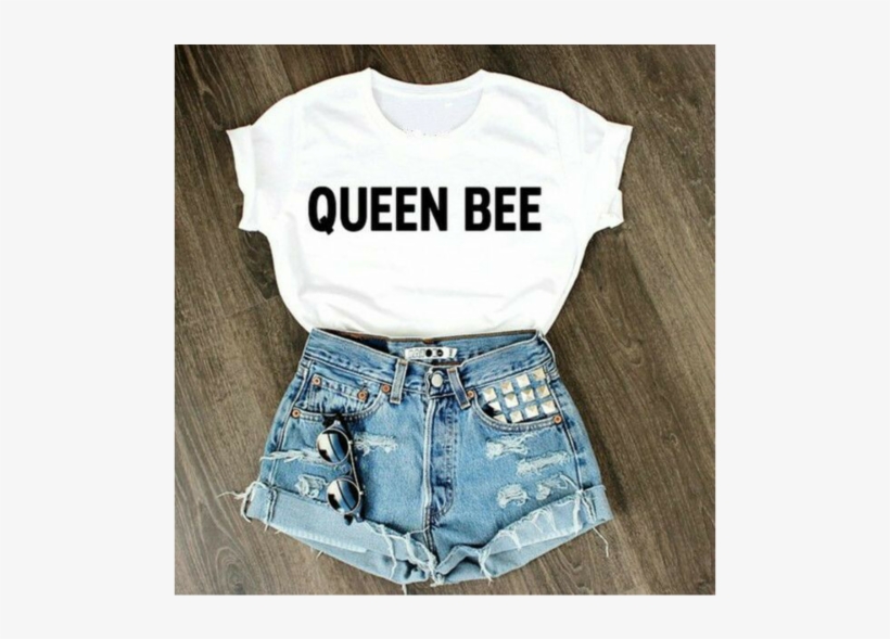 Queen Bee Shirt And Rippedshorts With Stones - Cute Mickey Mouse T Shirt, transparent png download