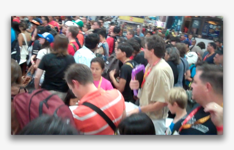 Lego Black Spiderman Comic Con Lego Booth Crowdlego - Crowd, transparent png download