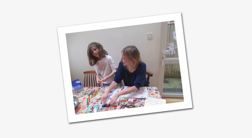 Jessie Doing Arts & Crafts - Girl, transparent png download