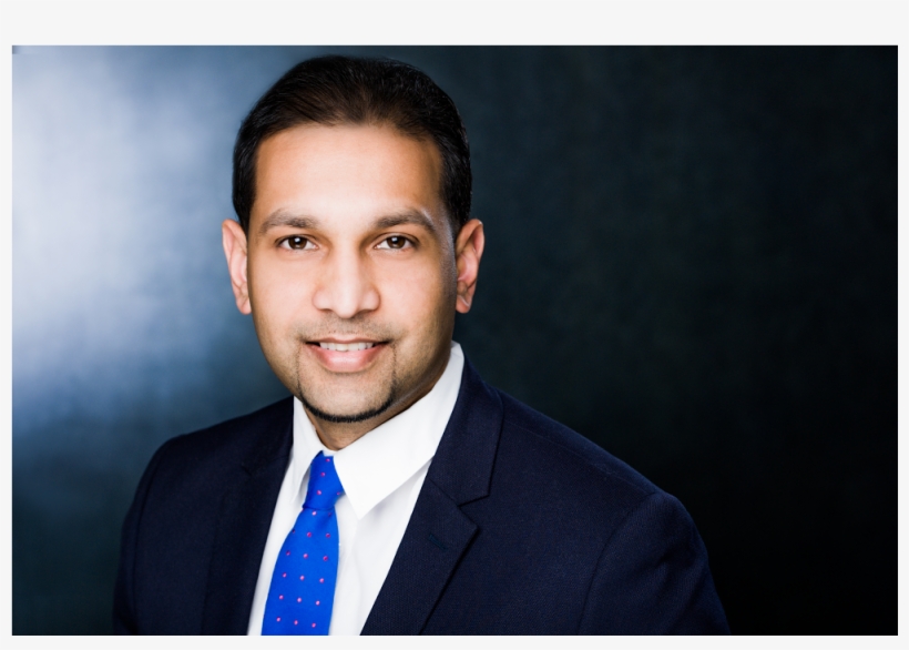 Photo Of New York Life Insurance - Formal Wear, transparent png download