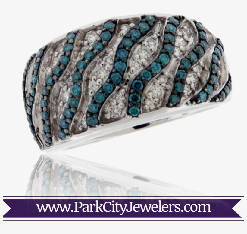 Blue Diamond And Diamond Twist Ring - Peridot And Diamond Halo Ring, transparent png download