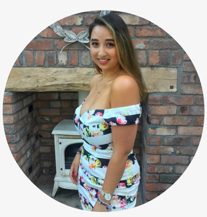 Half Ireland Half Madagascar, I'm A Rare Ruby And Very - Photo Shoot, transparent png download