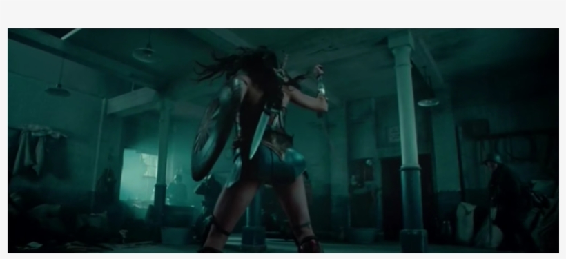 Gal Gadot Au Combat Dans Les Premières Images De Wonder - Girl, transparent png download