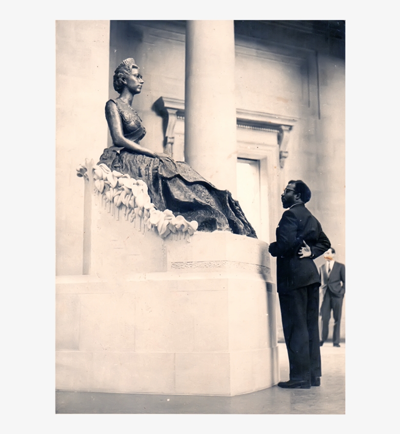 Queen Elizabeth - Standing, transparent png download