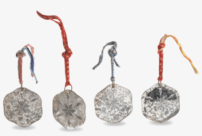 Set Of 4 Silver Snowflake Antique Baubles - Earrings, transparent png download