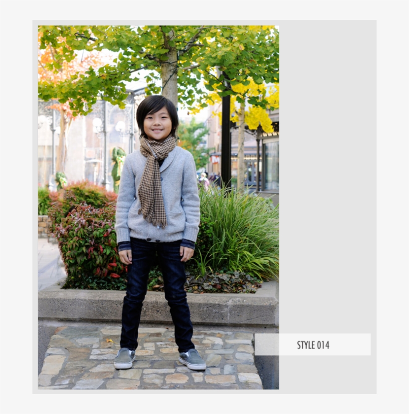 Love The Sweater/scarf Combo For Kid Style - Girl, transparent png download