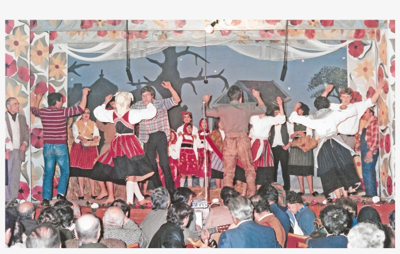Fundação Grupo Danças Cantares Perre Viana Do Castelo - Crowd, transparent png download