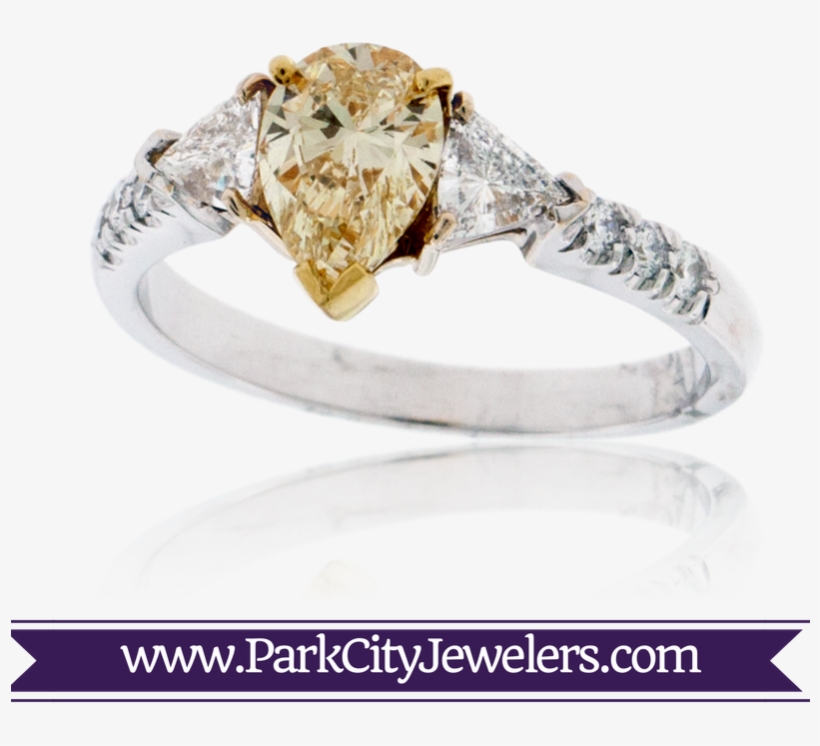 Pear Shaped Yellow Diamond And Diamond Ring - Engagement Ring Colored Stone Gold, transparent png download