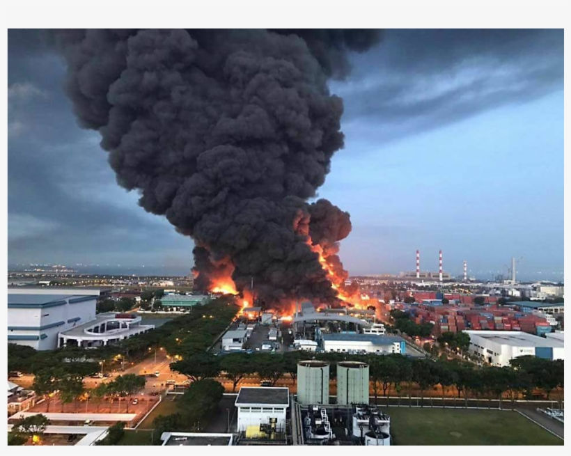 Huge Fire Breaks Out At Waste Management Plant In Tuas - Tuas View Circuit Fire, transparent png download