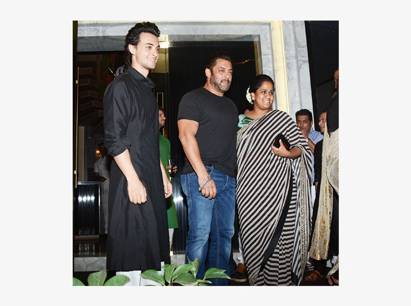 Ayush Sharma - Baba Dewan With Salman Khan, transparent png download