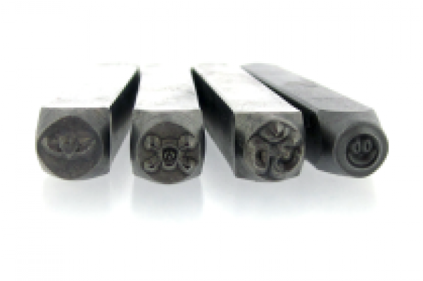 Skull And Cross Bones Single Punch Punches & Decorative - Cylinder (600x600), Png Download