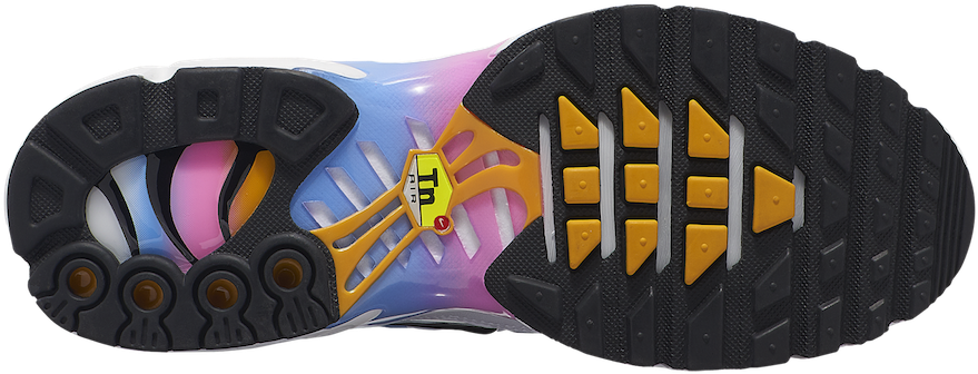 Nike Was Founded In 1964 As Blue Ribbon Sports And - Outdoor Shoe (900x484), Png Download