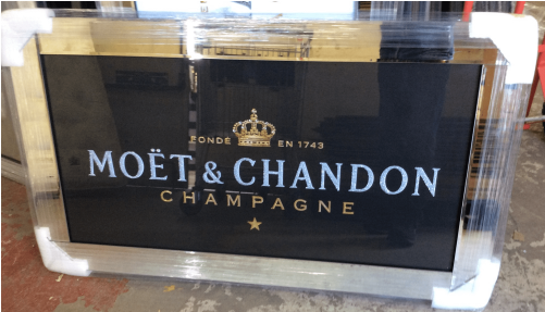 ** Moet Black And Gold Glitter Art In A Mirrored Frame - Moet & Chandon Champagne Grand Vintage Rose (500x500), Png Download