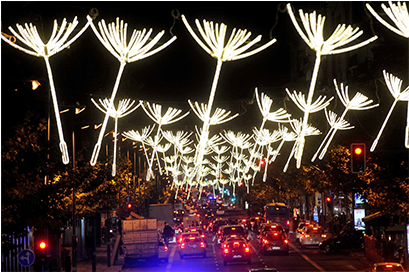 13 Dec - Luces De Navidad Madrid 2016 2017 (500x271), Png Download