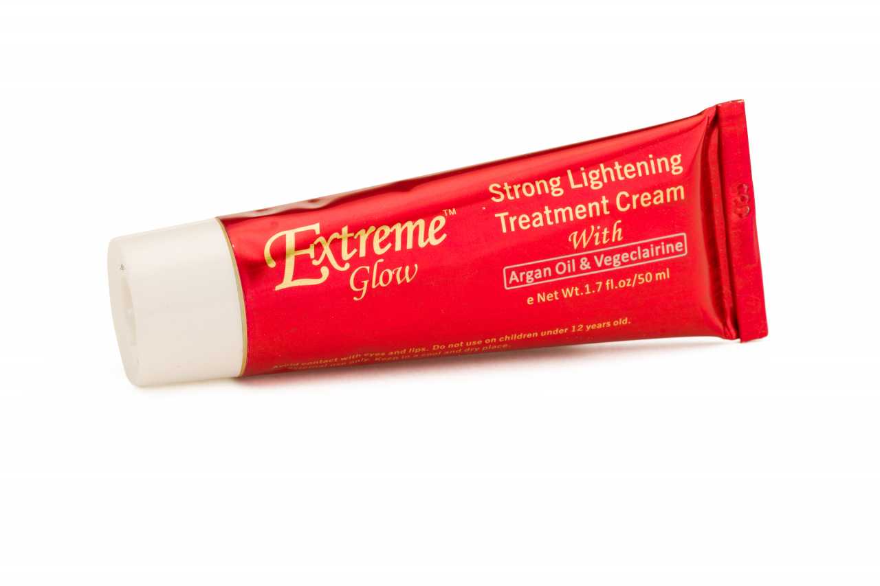Image - Laboratoire Pharmaplus Extreme Glow Strong Lightening (1280x853), Png Download