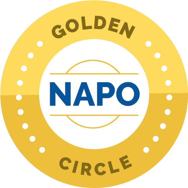 Napo Golden Circle Logo - Conejo Alicia En El Pais (675x675), Png Download