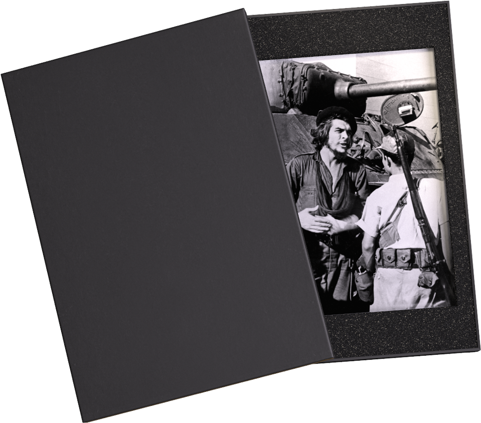 Photo Revolution Castriste - Im Fadenkreuz-komplettbox Dvd (1000x1066), Png Download