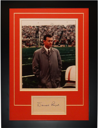 Darrell Royal Autographed Texas Longhorns "signature - Sports Memorabilia (500x500), Png Download