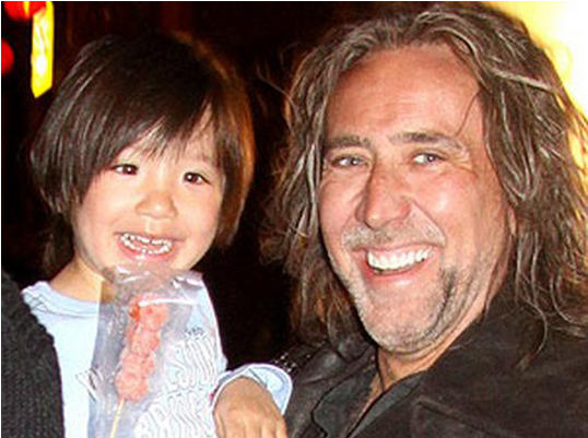 What Kind Of Grandpa Is Nicolas Cage A 'brilliant' - Alice Kim Nicolas Cage Son (674x400), Png Download
