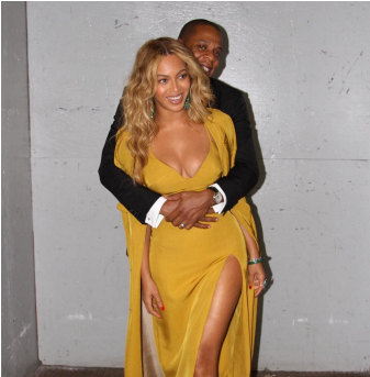 Beyonce And Jay Z Will Be Joining Solange Soon - Jay Z Hugging Beyonce (608x342), Png Download