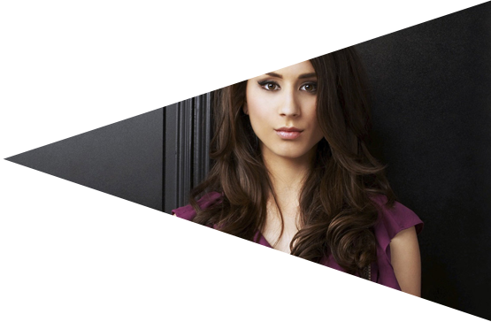 Imagen Donde Se Muestra Al Coprotagonista Secundario - Spencer From Pretty Little Liars (555x364), Png Download