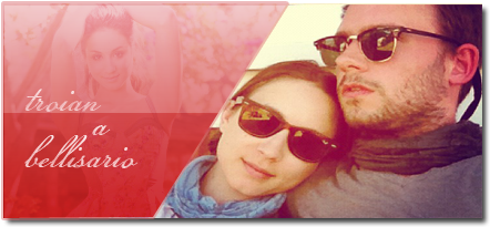 Adams O Priateľke Troian Bellisario - Selfie (500x250), Png Download