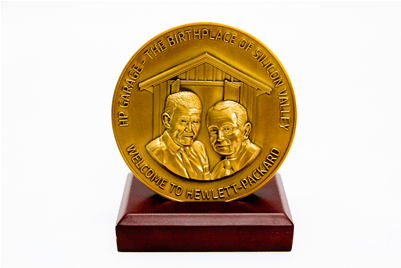 Hp Medal - Statue (400x412), Png Download