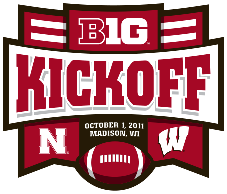 Big Ten Kickoff - Wisconsin Badgers Flag 2x3 Applique White W (455x390), Png Download