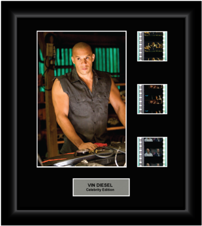 Vin Diesel Ce 3 Cell Film Display - Vin Diesel Movie Photo (ss3641846) (444x480), Png Download
