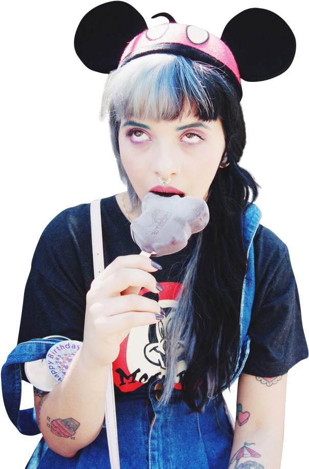 Melanie Martinez Pack Png - Melanie Martinez Mickey (728x1098), Png Download
