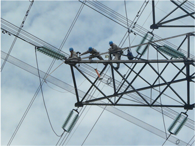 Induced Voltage And Current Of Crossing Lines In Field - Overhead Power Line (903x508), Png Download